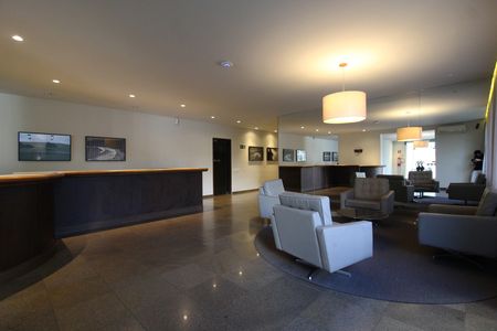 Apartamento para alugar com 68m², 2 quartos e 2 vagasHall Social