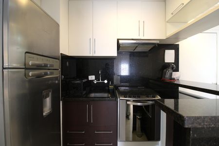 Apartamento para alugar com 68m², 2 quartos e 2 vagasCozinha