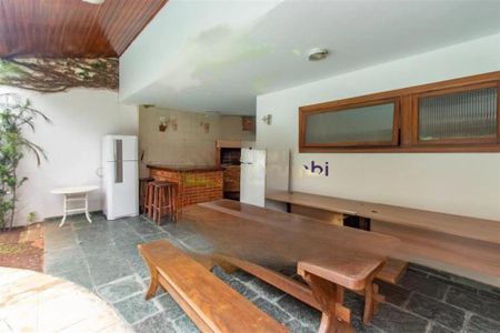Casa à venda com 4 quartos, 450m² em Retiro Morumbi, São Paulo