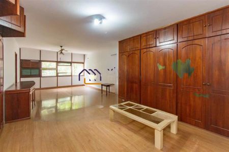 Casa à venda com 4 quartos, 450m² em Retiro Morumbi, São Paulo
