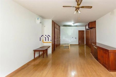 Casa à venda com 4 quartos, 450m² em Retiro Morumbi, São Paulo