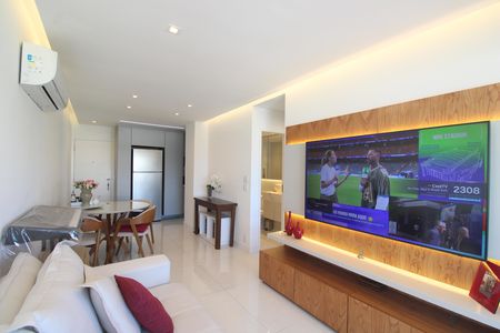 Apartamento à venda com 69m², 2 quartos e 2 vagasSala