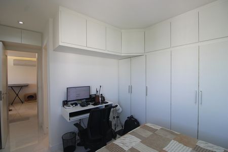 Apartamento à venda com 69m², 2 quartos e 2 vagasSuíte