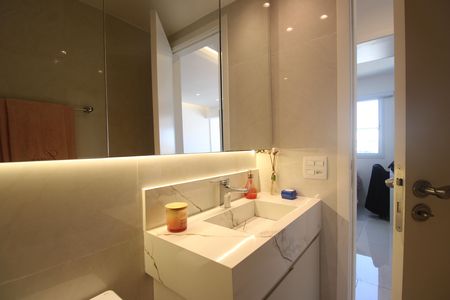 Apartamento à venda com 69m², 2 quartos e 2 vagasBanheiro social