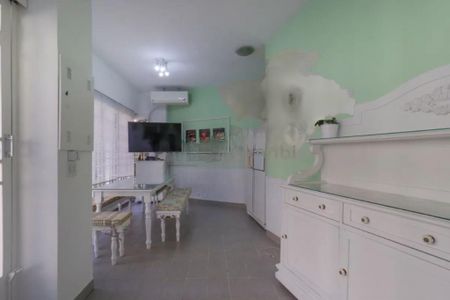 Casa à venda com 3 quartos, 550m² em Jardim Leonor, São Paulo