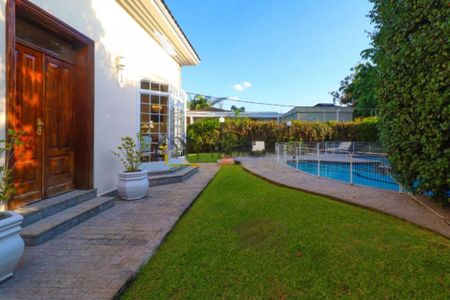 Casa à venda com 3 quartos, 550m² em Jardim Leonor, São Paulo