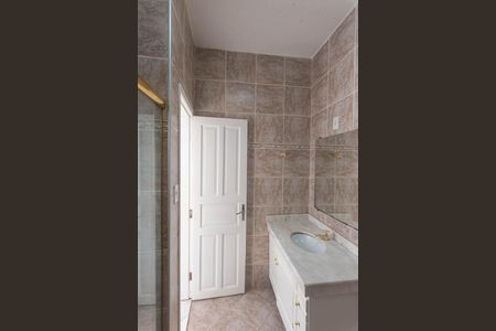 Casa para alugar com 60m², 2 quartos e sem vaga Casa para alugar com 60m², 2 quartos e sem vagaBanheiro