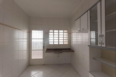 Casa para alugar com 60m², 2 quartos e sem vaga Casa para alugar com 60m², 2 quartos e sem vagaCozinha