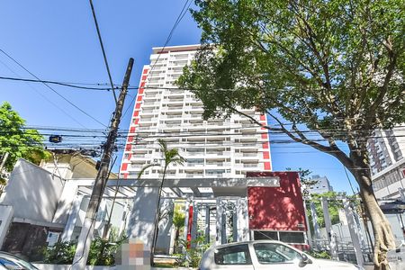 Apartamento para alugar com 63m², 2 quartos e 1 vaga Apartamento para alugar com 63m², 2 quartos e 1 vagaFachada