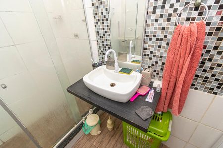 Apartamento para alugar com 72m², 2 quartos e sem vaga Apartamento para alugar com 72m², 2 quartos e sem vagaBanheiro