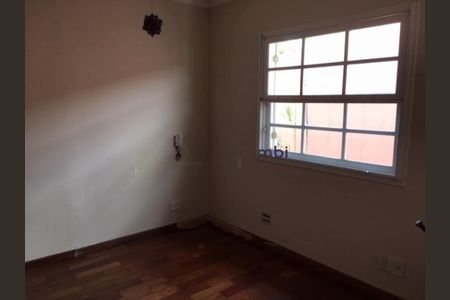 Casa à venda com 3 quartos, 270m² em Jardim Leonor, São Paulo