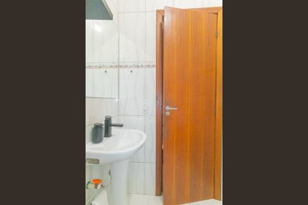 Casa à venda com 100m², 2 quartos e 1 vaga