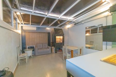 Casa à venda com 2 quartos, 100m² em Mato Grande, Canoas