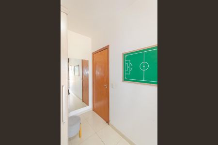 Casa à venda com 100m², 2 quartos e 1 vaga