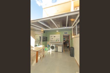 Casa à venda com 2 quartos, 100m² em Mato Grande, Canoas