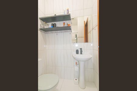 Casa à venda com 100m², 2 quartos e 1 vaga
