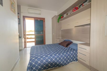 Casa à venda com 100m², 2 quartos e 1 vaga