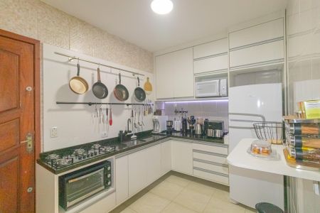 Casa à venda com 100m², 2 quartos e 1 vaga