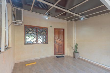 Casa à venda com 100m², 2 quartos e 1 vaga