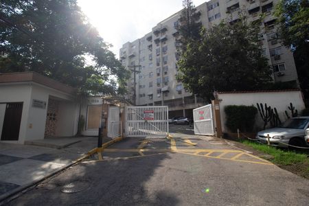 Apartamento à venda com 70m², 2 quartos e 1 vagaFachada