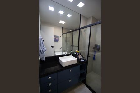 Apartamento à venda com 70m², 2 quartos e 1 vagaBanheiro Social