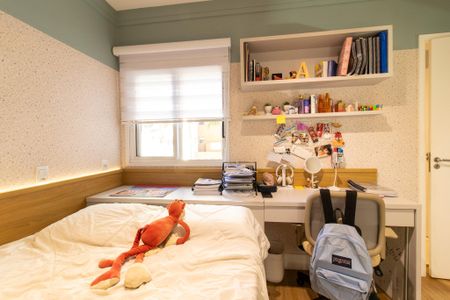 Apartamento para alugar com 140m², 3 quartos e 3 vagas