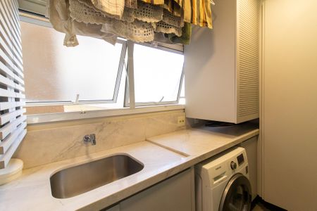 Apartamento para alugar com 140m², 3 quartos e 3 vagas