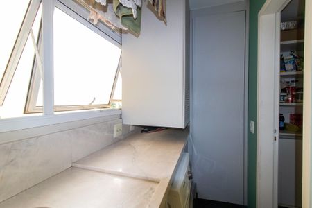 Apartamento para alugar com 140m², 3 quartos e 3 vagas