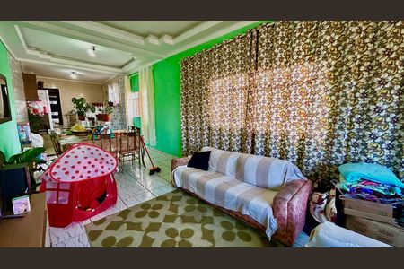 Casa para alugar com 4 quartos, 140m² em Jardim Iv Centenario, Guarulhos