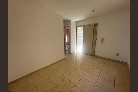 Sala de apartamento para alugar com 2 quartos, 45m² em Jardim Montanhês, Belo Horizonte
