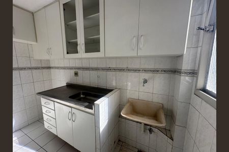 Apartamento para alugar com 45m², 2 quartos e 1 vaga Apartamento para alugar com 45m², 2 quartos e 1 vagaCozinha