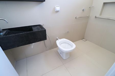 Casa para alugar com 50m², 2 quartos e 1 vagaBanheiro do Quarto 1
