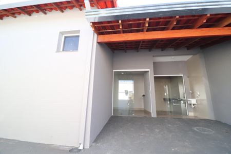 Casa para alugar com 50m², 2 quartos e 1 vagaVaranda