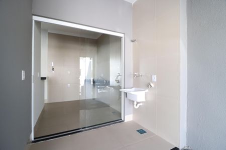 Casa para alugar com 50m², 2 quartos e 1 vagaÁrea de Serviço