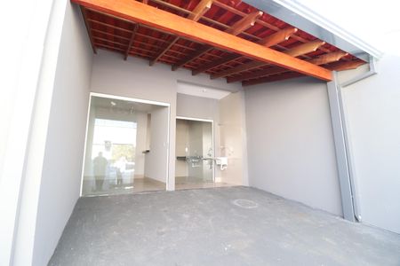 Casa para alugar com 50m², 2 quartos e 1 vagaVaranda