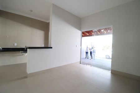 Casa para alugar com 50m², 2 quartos e 1 vagaSala