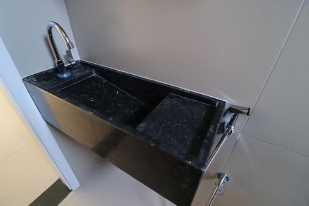 Casa para alugar com 50m², 2 quartos e 1 vagaBanheiro Social