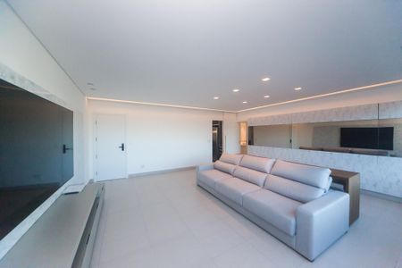 Apartamento para alugar com 115m², 2 quartos e 3 vagas Apartamento para alugar com 115m², 2 quartos e 3 vagasSala de TV