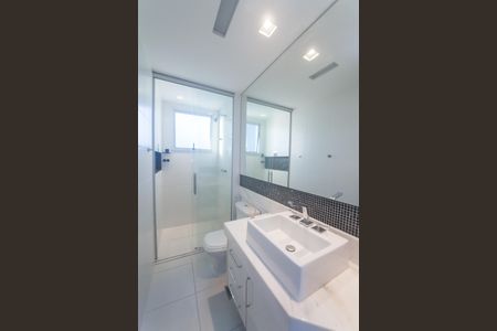 Apartamento para alugar com 115m², 2 quartos e 3 vagas Apartamento para alugar com 115m², 2 quartos e 3 vagasBanheiro suite