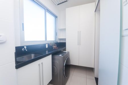 Apartamento para alugar com 115m², 2 quartos e 3 vagas Apartamento para alugar com 115m², 2 quartos e 3 vagasÁrea de Serviço