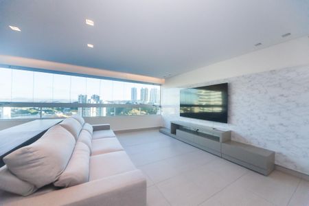 Apartamento para alugar com 115m², 2 quartos e 3 vagas Apartamento para alugar com 115m², 2 quartos e 3 vagasSala de TV