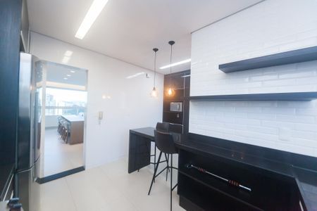 Apartamento para alugar com 115m², 2 quartos e 3 vagas Apartamento para alugar com 115m², 2 quartos e 3 vagasCozinha