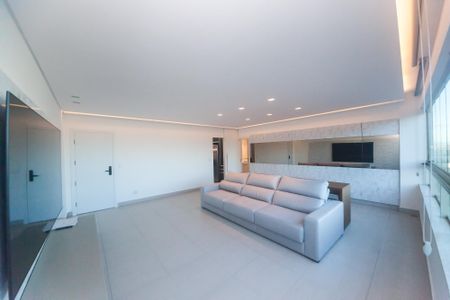 Apartamento para alugar com 115m², 2 quartos e 3 vagas Apartamento para alugar com 115m², 2 quartos e 3 vagasSala de TV