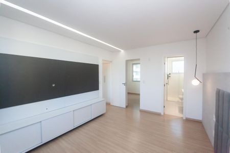 Apartamento para alugar com 115m², 2 quartos e 3 vagas Apartamento para alugar com 115m², 2 quartos e 3 vagassuite