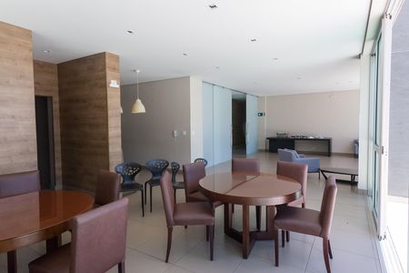 Apartamento para alugar com 115m², 2 quartos e 3 vagas Apartamento para alugar com 115m², 2 quartos e 3 vagasÁrea comum