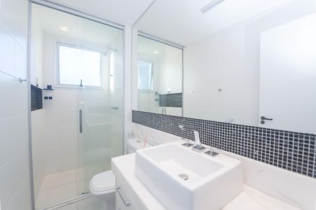 Apartamento para alugar com 115m², 2 quartos e 3 vagas Apartamento para alugar com 115m², 2 quartos e 3 vagasBanheiro suite