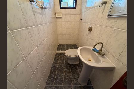 Casa de condomínio para alugar com 70m², 2 quartos e sem vaga Casa de condomínio para alugar com 70m², 2 quartos e sem vagaBanheiro