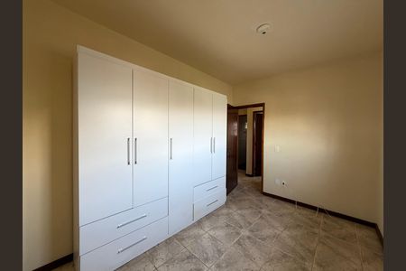 Quarto 1 de casa de condomínio para alugar com 2 quartos, 70m² em Taquara, Rio de Janeiro
