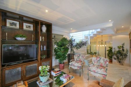 Casa à venda com 606m², 3 quartos e 6 vagas