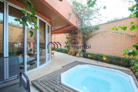 Casa à venda com 3 quartos, 606m² em Cidade Jardim, São Paulo